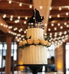 batman-wedding-cake